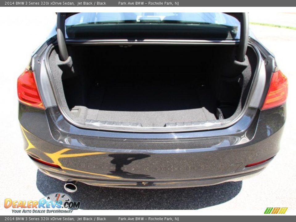 2014 BMW 3 Series 320i xDrive Sedan Jet Black / Black Photo #21