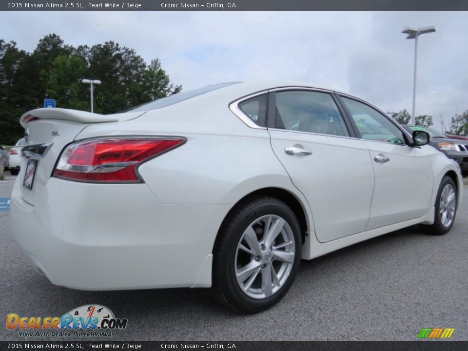 2015 Nissan Altima 2.5 SL Pearl White / Beige Photo #5