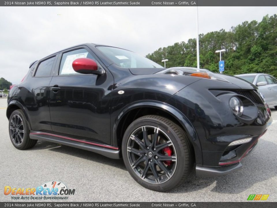 Front 3/4 View of 2014 Nissan Juke NISMO RS Photo #7