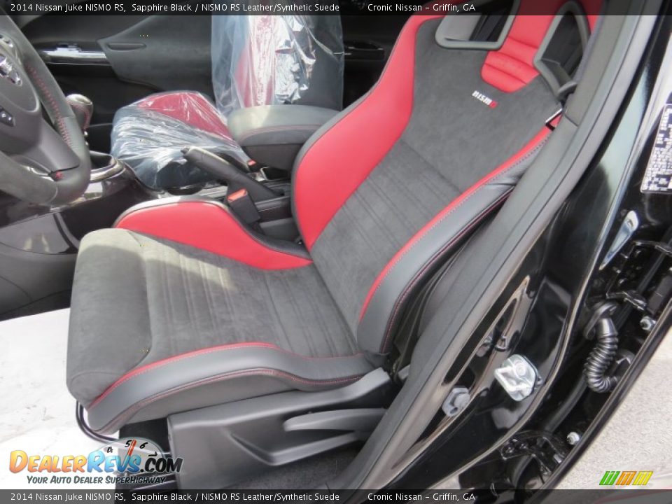 Front Seat of 2014 Nissan Juke NISMO RS Photo #10