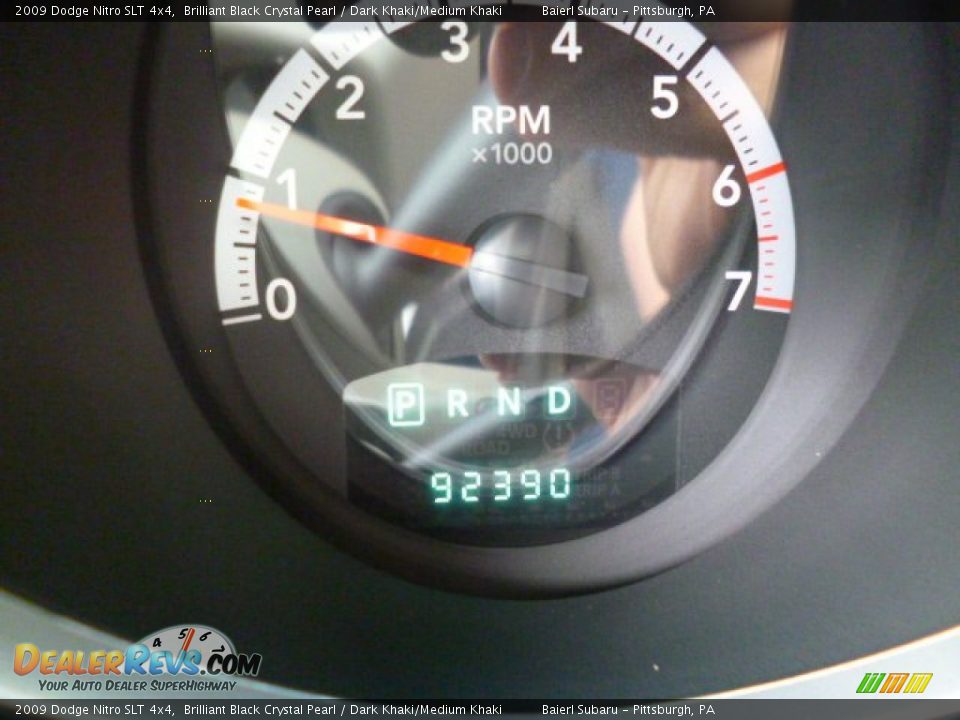 2009 Dodge Nitro SLT 4x4 Brilliant Black Crystal Pearl / Dark Khaki/Medium Khaki Photo #20