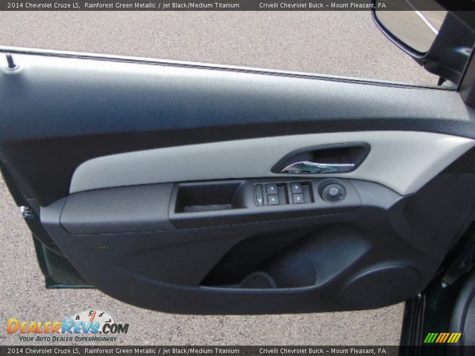 2014 Chevrolet Cruze LS Rainforest Green Metallic / Jet Black/Medium Titanium Photo #8