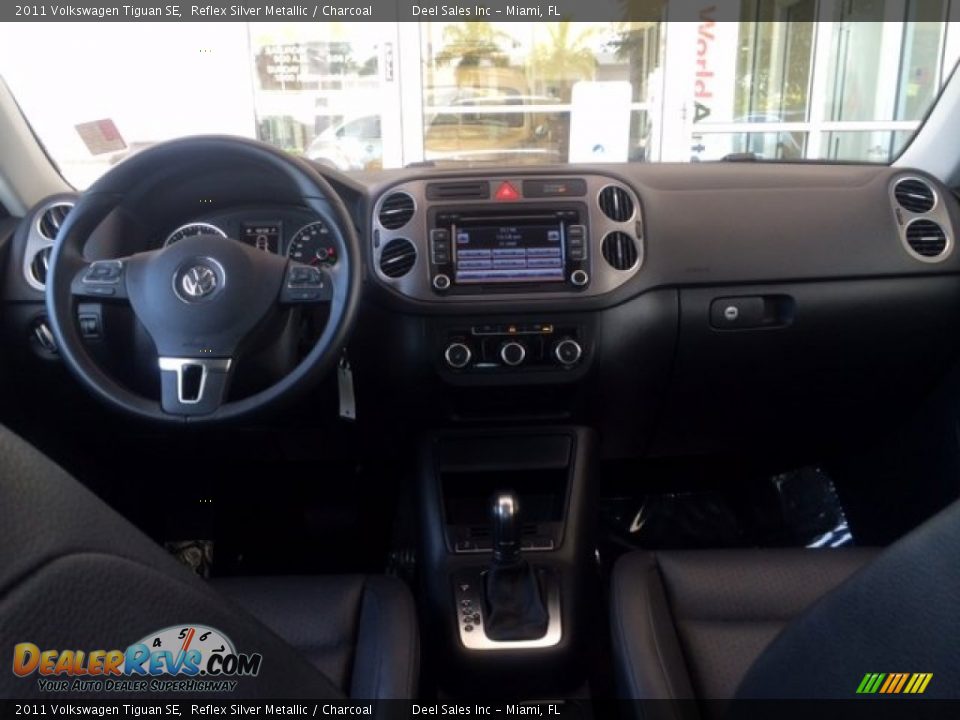 2011 Volkswagen Tiguan SE Reflex Silver Metallic / Charcoal Photo #12