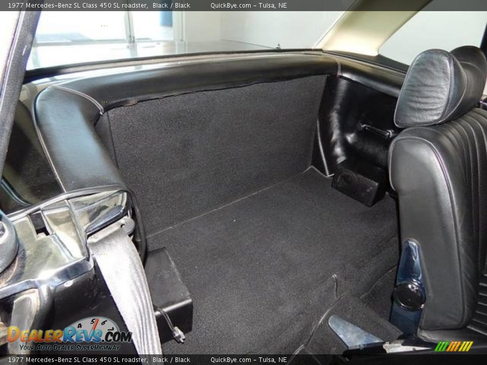 Rear Seat of 1977 Mercedes-Benz SL Class 450 SL roadster Photo #11
