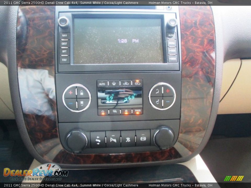 2011 GMC Sierra 2500HD Denali Crew Cab 4x4 Summit White / Cocoa/Light Cashmere Photo #10