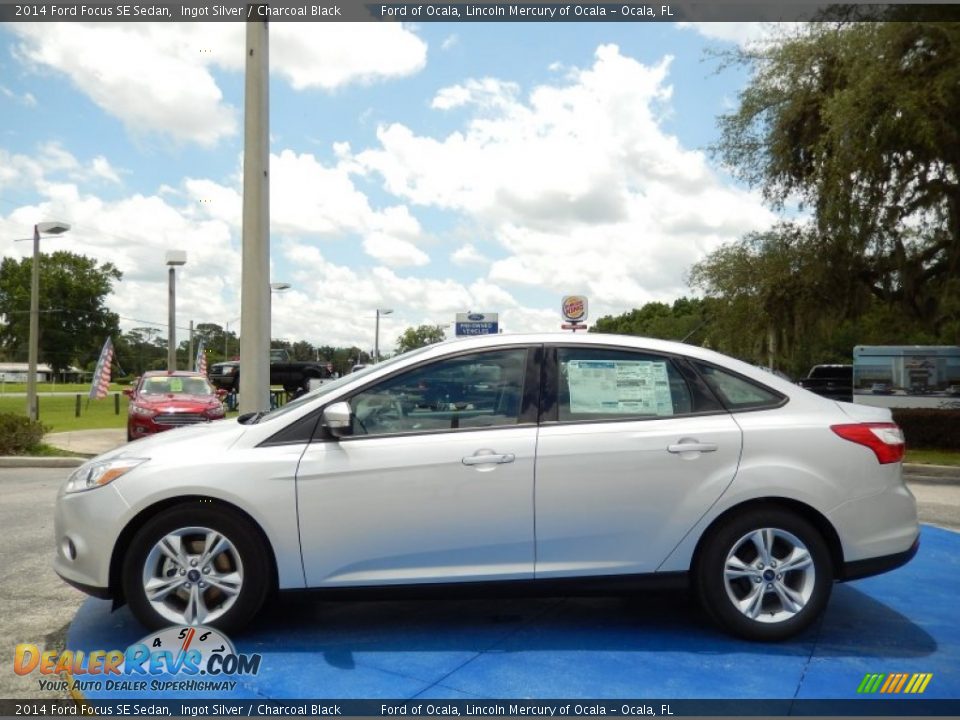 2014 Ford Focus SE Sedan Ingot Silver / Charcoal Black Photo #2
