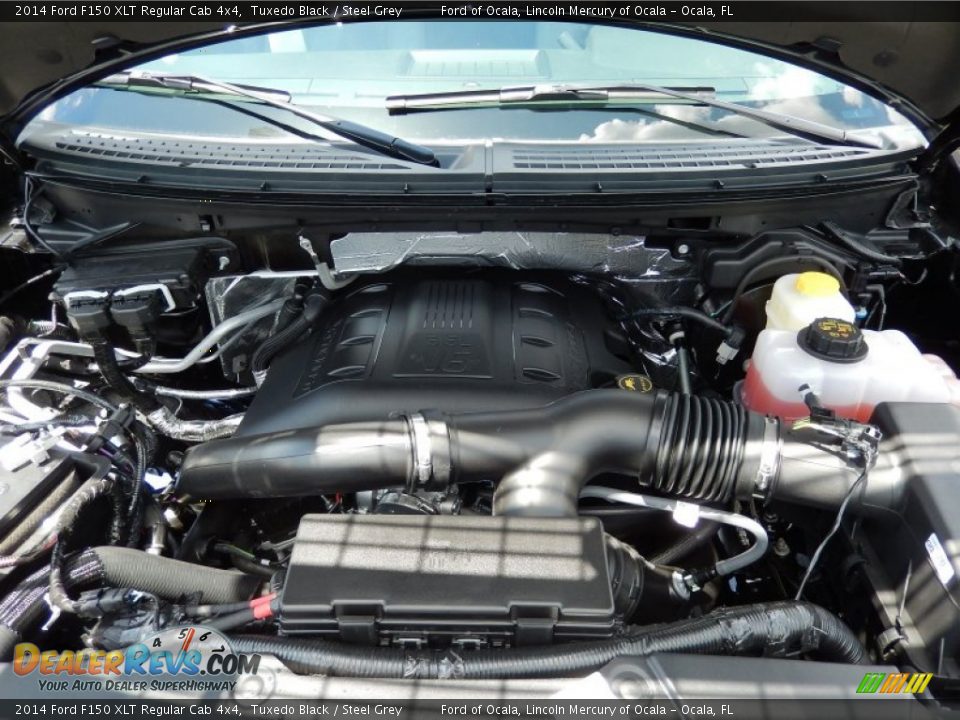 2014 Ford F150 XLT Regular Cab 4x4 Tuxedo Black / Steel Grey Photo #10