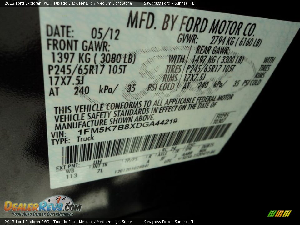 2013 Ford Explorer FWD Tuxedo Black Metallic / Medium Light Stone Photo #32