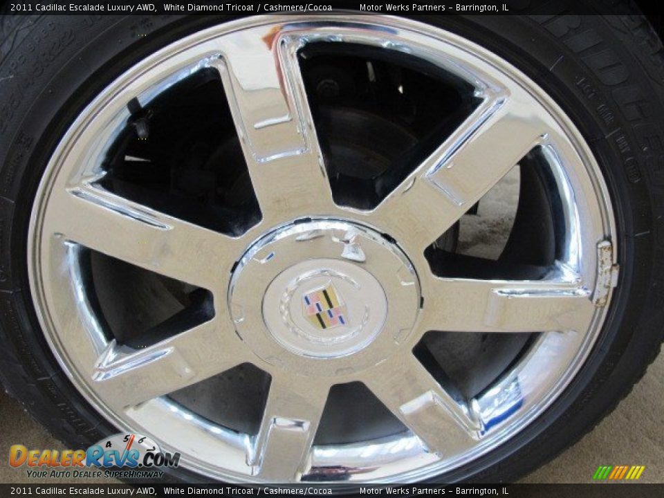 2011 Cadillac Escalade Luxury AWD White Diamond Tricoat / Cashmere/Cocoa Photo #14