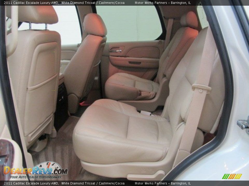 2011 Cadillac Escalade Luxury AWD White Diamond Tricoat / Cashmere/Cocoa Photo #19