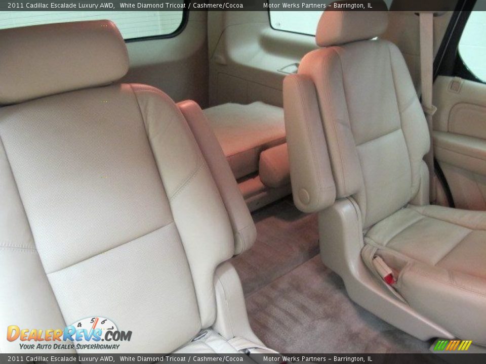 2011 Cadillac Escalade Luxury AWD White Diamond Tricoat / Cashmere/Cocoa Photo #24