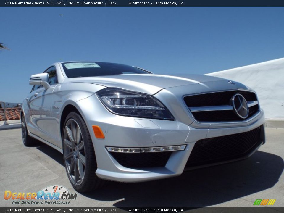 Front 3/4 View of 2014 Mercedes-Benz CLS 63 AMG Photo #21