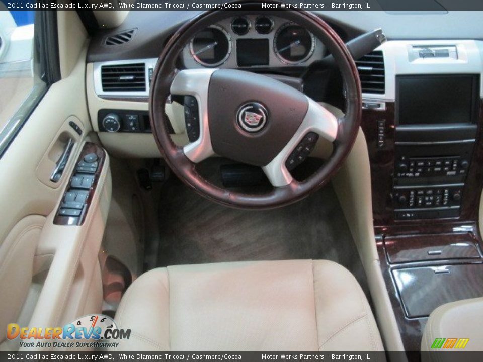 2011 Cadillac Escalade Luxury AWD White Diamond Tricoat / Cashmere/Cocoa Photo #27