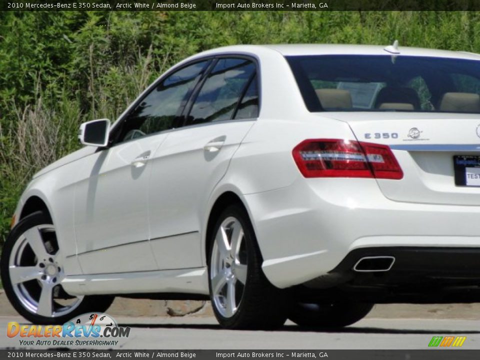 2010 Mercedes-Benz E 350 Sedan Arctic White / Almond Beige Photo #13