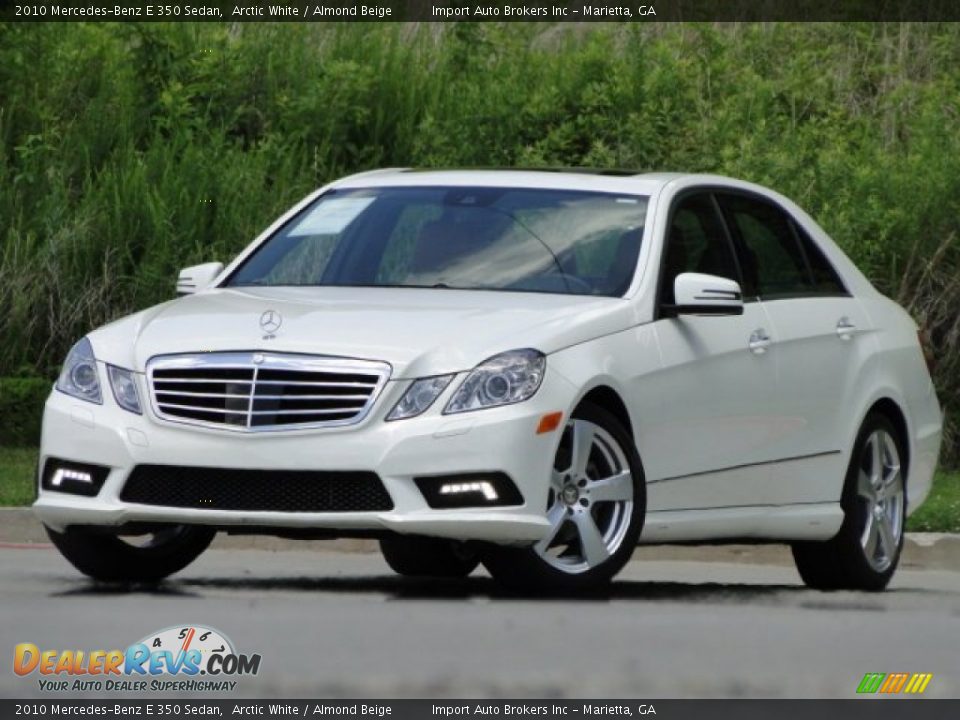 2010 Mercedes-Benz E 350 Sedan Arctic White / Almond Beige Photo #18