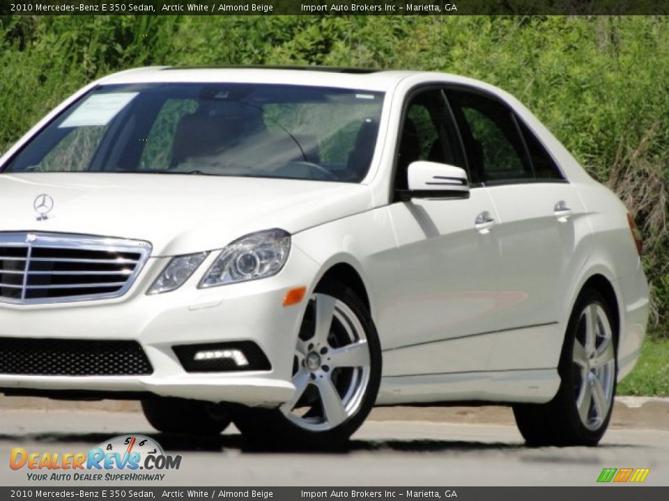 2010 Mercedes-Benz E 350 Sedan Arctic White / Almond Beige Photo #19