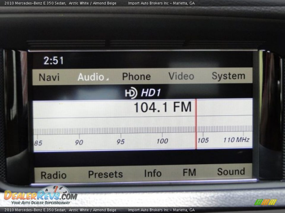2010 Mercedes-Benz E 350 Sedan Arctic White / Almond Beige Photo #31