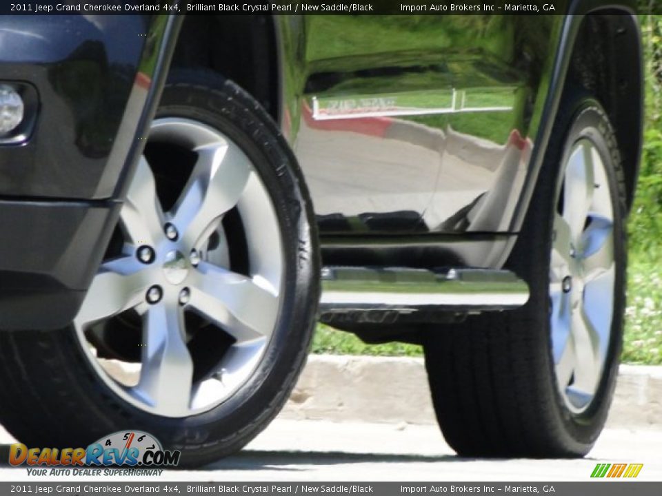 2011 Jeep Grand Cherokee Overland 4x4 Brilliant Black Crystal Pearl / New Saddle/Black Photo #16