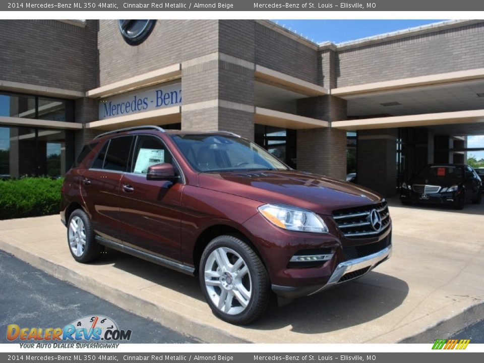 Front 3/4 View of 2014 Mercedes-Benz ML 350 4Matic Photo #1