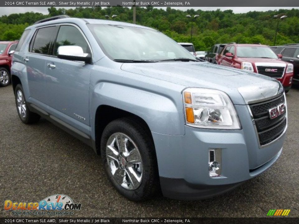 Front 3/4 View of 2014 GMC Terrain SLE AWD Photo #3
