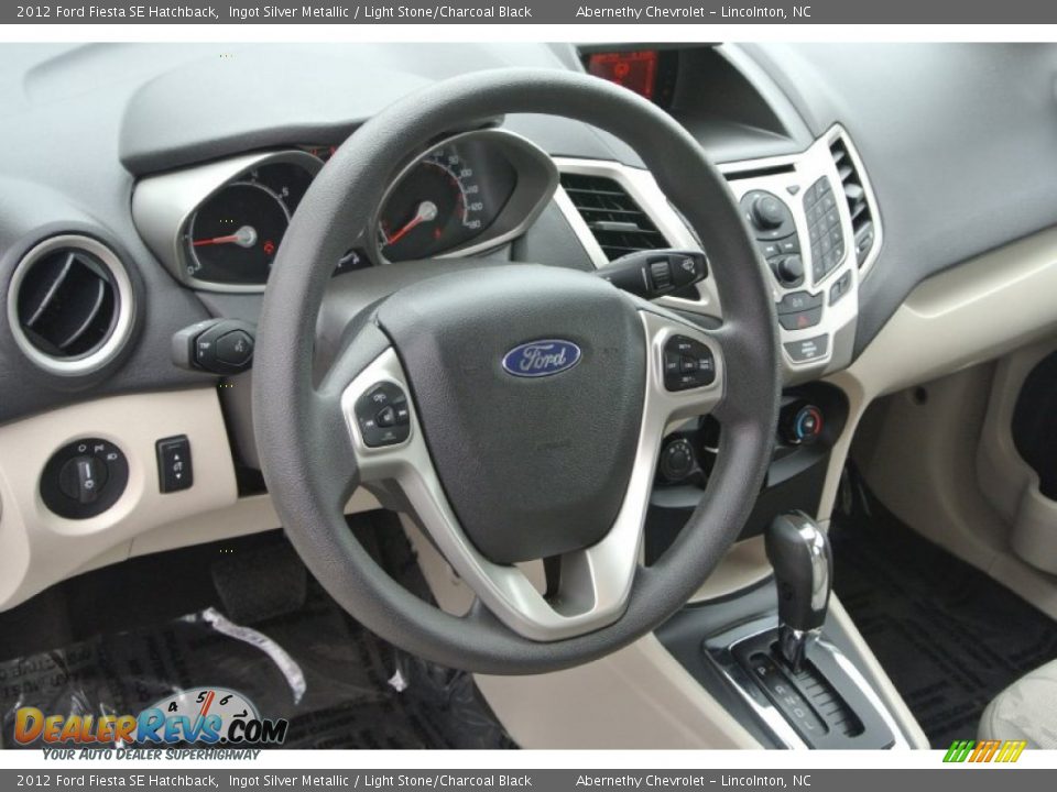 2012 Ford Fiesta SE Hatchback Ingot Silver Metallic / Light Stone/Charcoal Black Photo #27