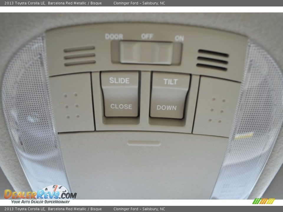 2013 Toyota Corolla LE Barcelona Red Metallic / Bisque Photo #27