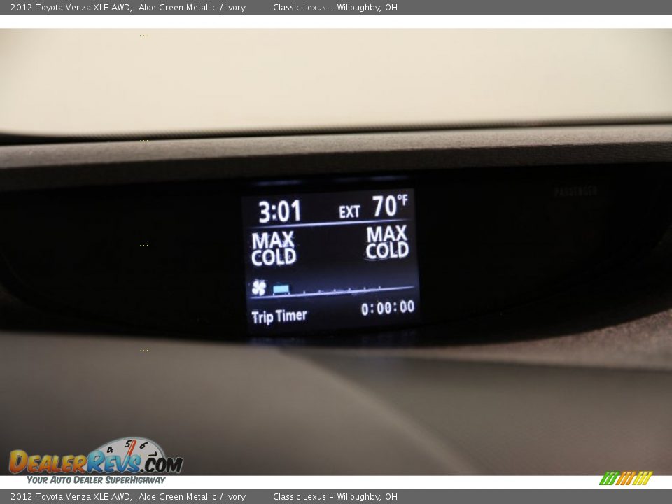 2012 Toyota Venza XLE AWD Aloe Green Metallic / Ivory Photo #9