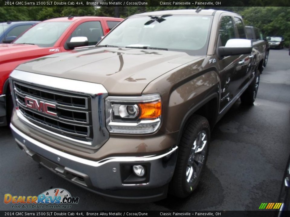 Front 3/4 View of 2014 GMC Sierra 1500 SLT Double Cab 4x4 Photo #1