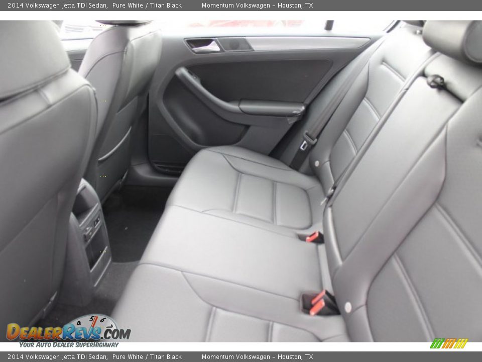 2014 Volkswagen Jetta TDI Sedan Pure White / Titan Black Photo #19