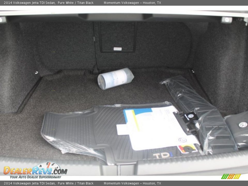 2014 Volkswagen Jetta TDI Sedan Pure White / Titan Black Photo #23