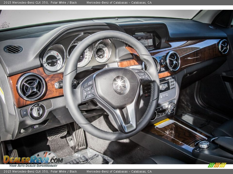 Dashboard of 2015 Mercedes-Benz GLK 350 Photo #5