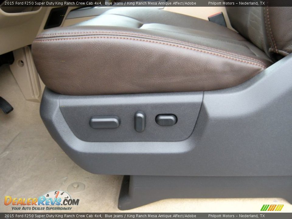 2015 Ford F250 Super Duty King Ranch Crew Cab 4x4 Blue Jeans / King Ranch Mesa Antique Affect/Adobe Photo #29