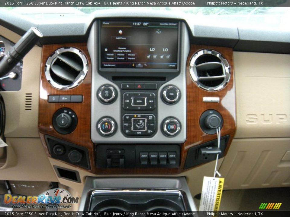 2015 Ford F250 Super Duty King Ranch Crew Cab 4x4 Blue Jeans / King Ranch Mesa Antique Affect/Adobe Photo #32