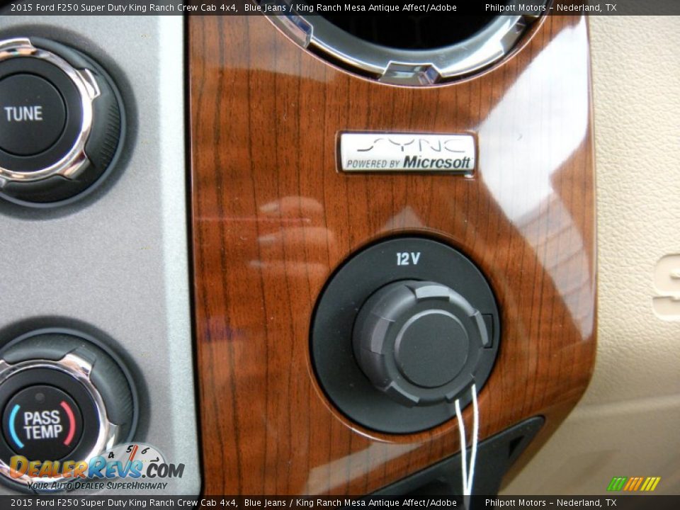 2015 Ford F250 Super Duty King Ranch Crew Cab 4x4 Blue Jeans / King Ranch Mesa Antique Affect/Adobe Photo #36