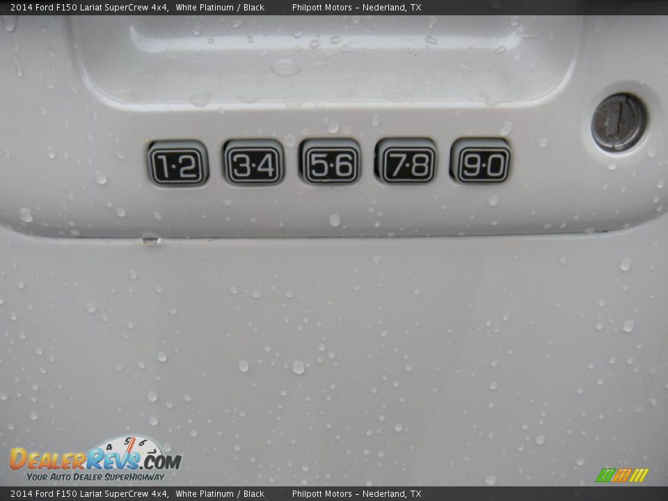 2014 Ford F150 Lariat SuperCrew 4x4 White Platinum / Black Photo #15