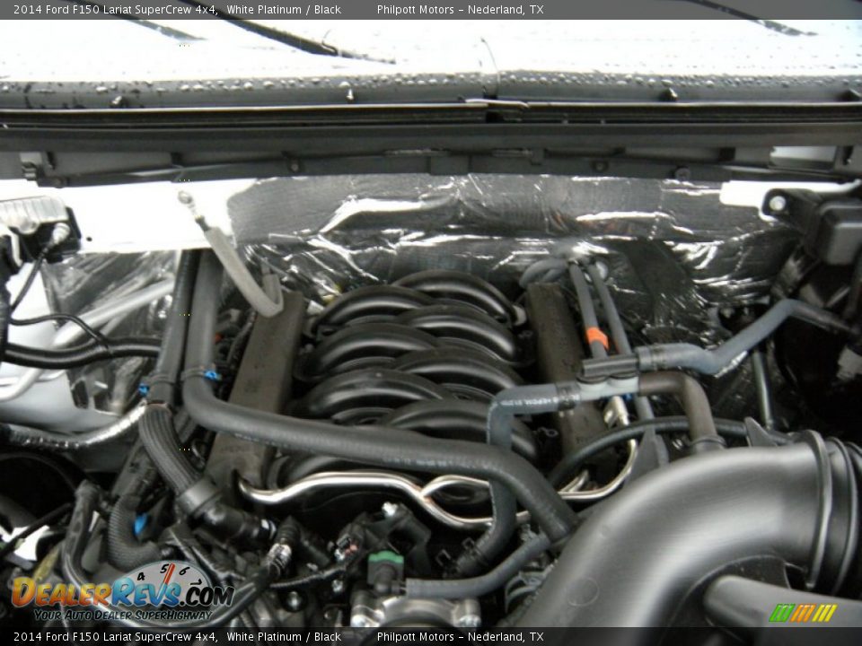 2014 Ford F150 Lariat SuperCrew 4x4 White Platinum / Black Photo #19