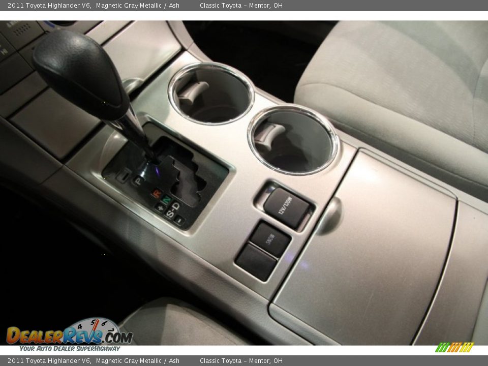 2011 Toyota Highlander V6 Magnetic Gray Metallic / Ash Photo #12