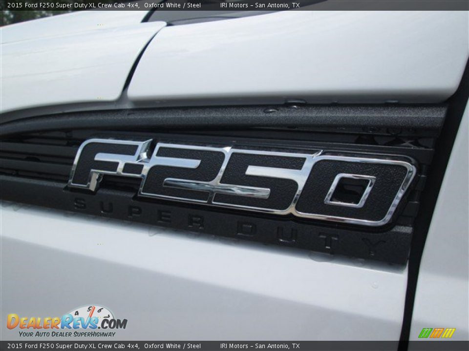 2015 Ford F250 Super Duty XL Crew Cab 4x4 Oxford White / Steel Photo #11
