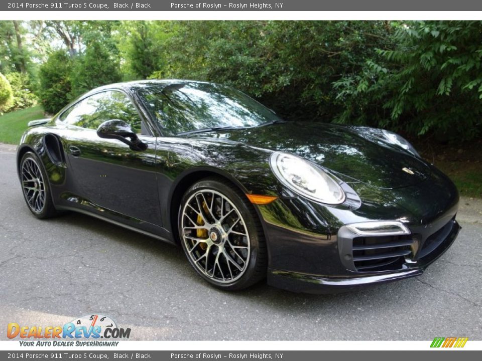 Front 3/4 View of 2014 Porsche 911 Turbo S Coupe Photo #8