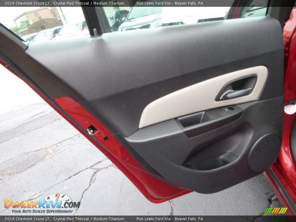 2014 Chevrolet Cruze LT Crystal Red Tintcoat / Medium Titanium Photo #13