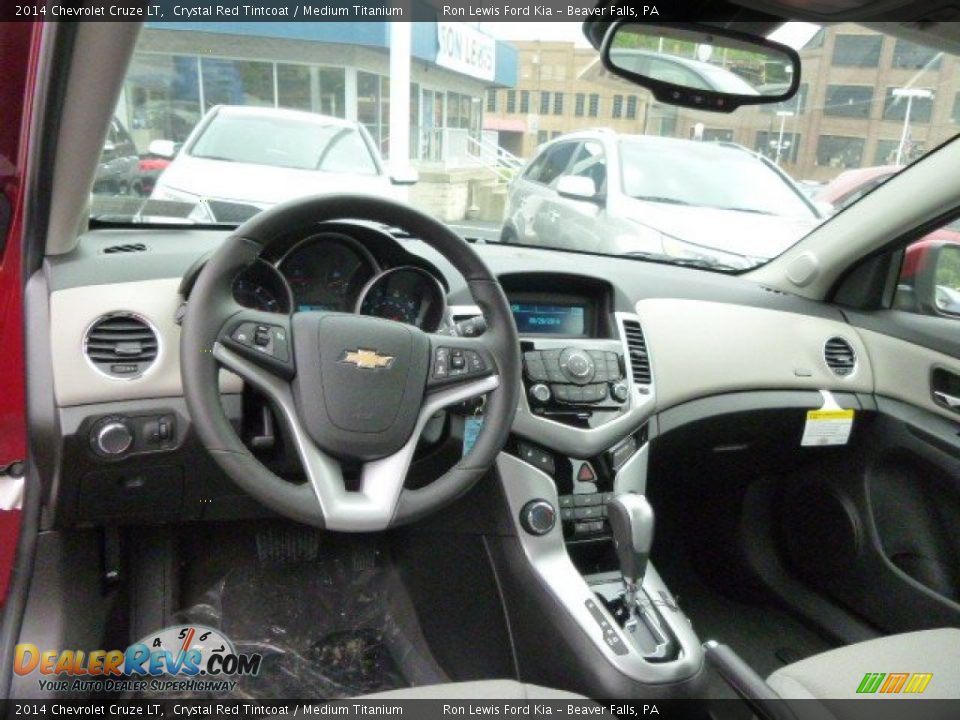 2014 Chevrolet Cruze LT Crystal Red Tintcoat / Medium Titanium Photo #14