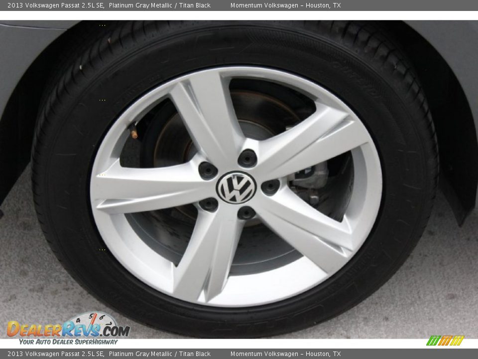 2013 Volkswagen Passat 2.5L SE Platinum Gray Metallic / Titan Black Photo #8