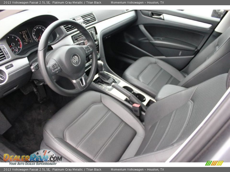 2013 Volkswagen Passat 2.5L SE Platinum Gray Metallic / Titan Black Photo #13