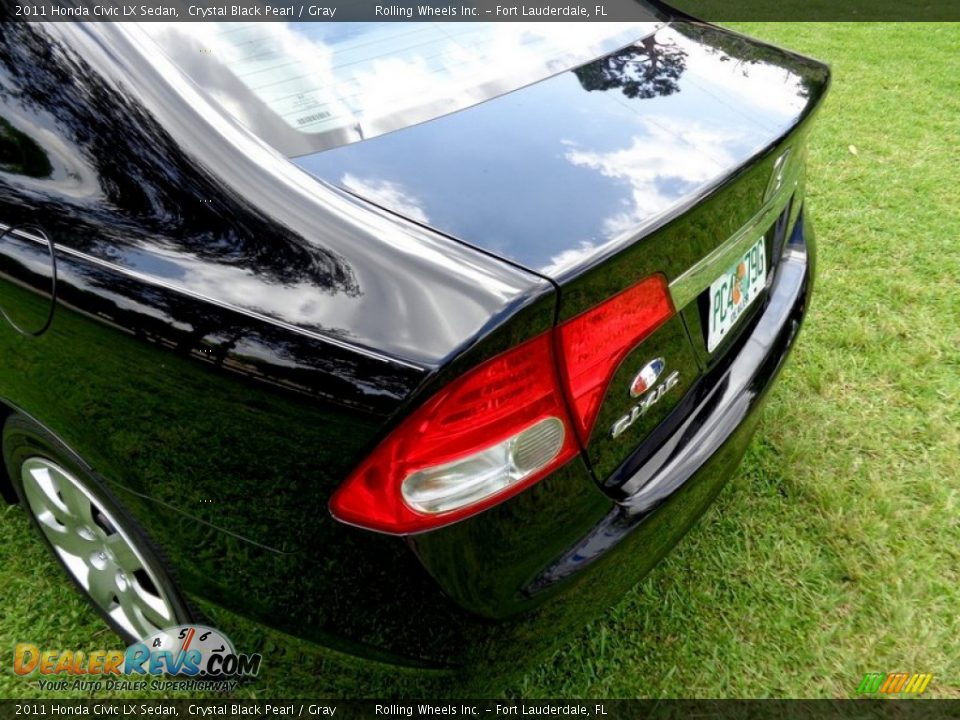 2011 Honda Civic LX Sedan Crystal Black Pearl / Gray Photo #33