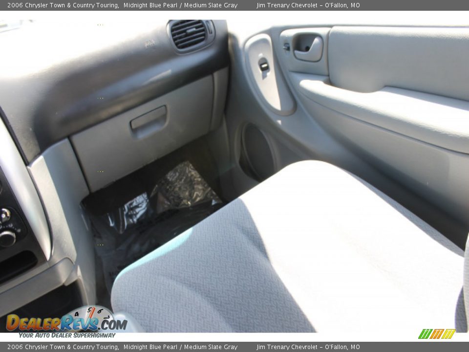 2006 Chrysler Town & Country Touring Midnight Blue Pearl / Medium Slate Gray Photo #13