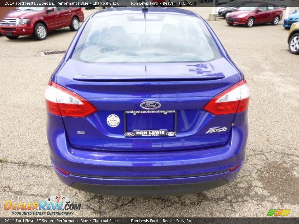 2014 Ford Fiesta SE Sedan Performance Blue / Charcoal Black Photo #7
