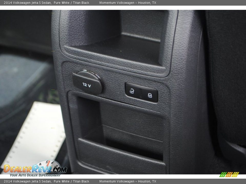 2014 Volkswagen Jetta S Sedan Pure White / Titan Black Photo #18