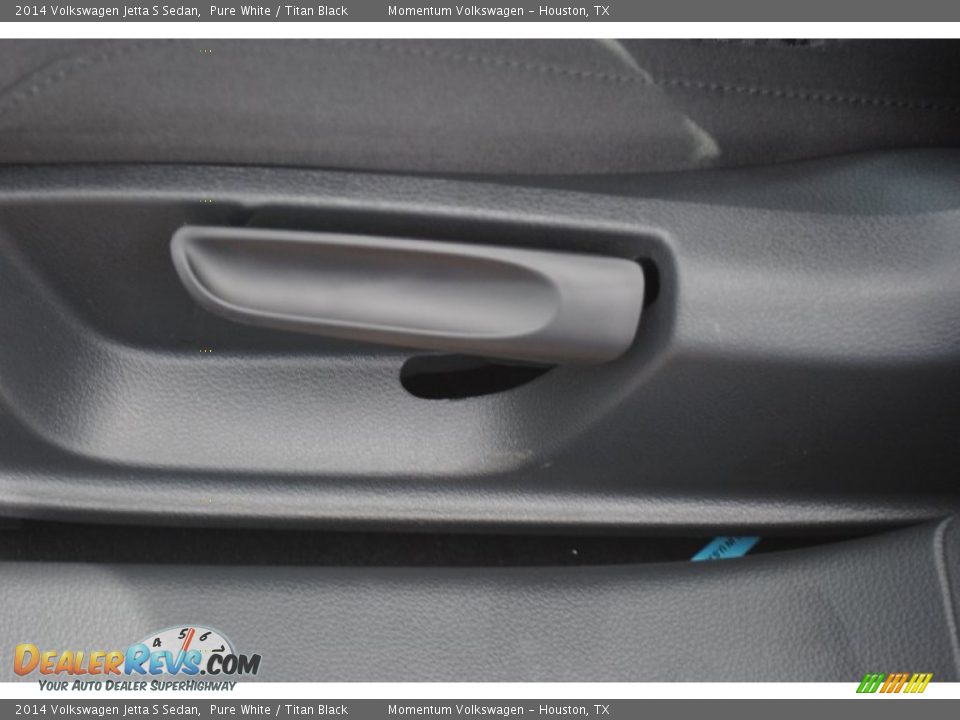 2014 Volkswagen Jetta S Sedan Pure White / Titan Black Photo #21
