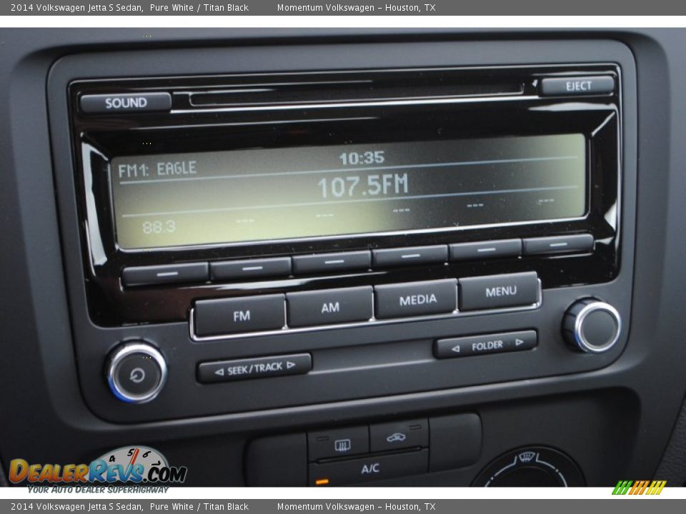 2014 Volkswagen Jetta S Sedan Pure White / Titan Black Photo #25