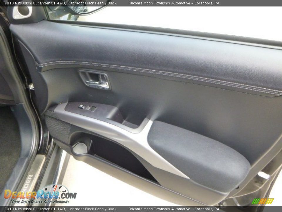 2010 Mitsubishi Outlander GT 4WD Labrador Black Pearl / Black Photo #12